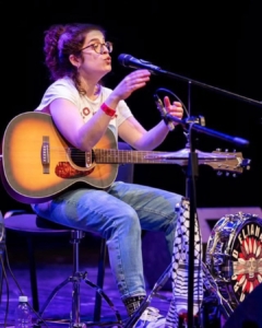 ELIANA ONE WOMAN BAND